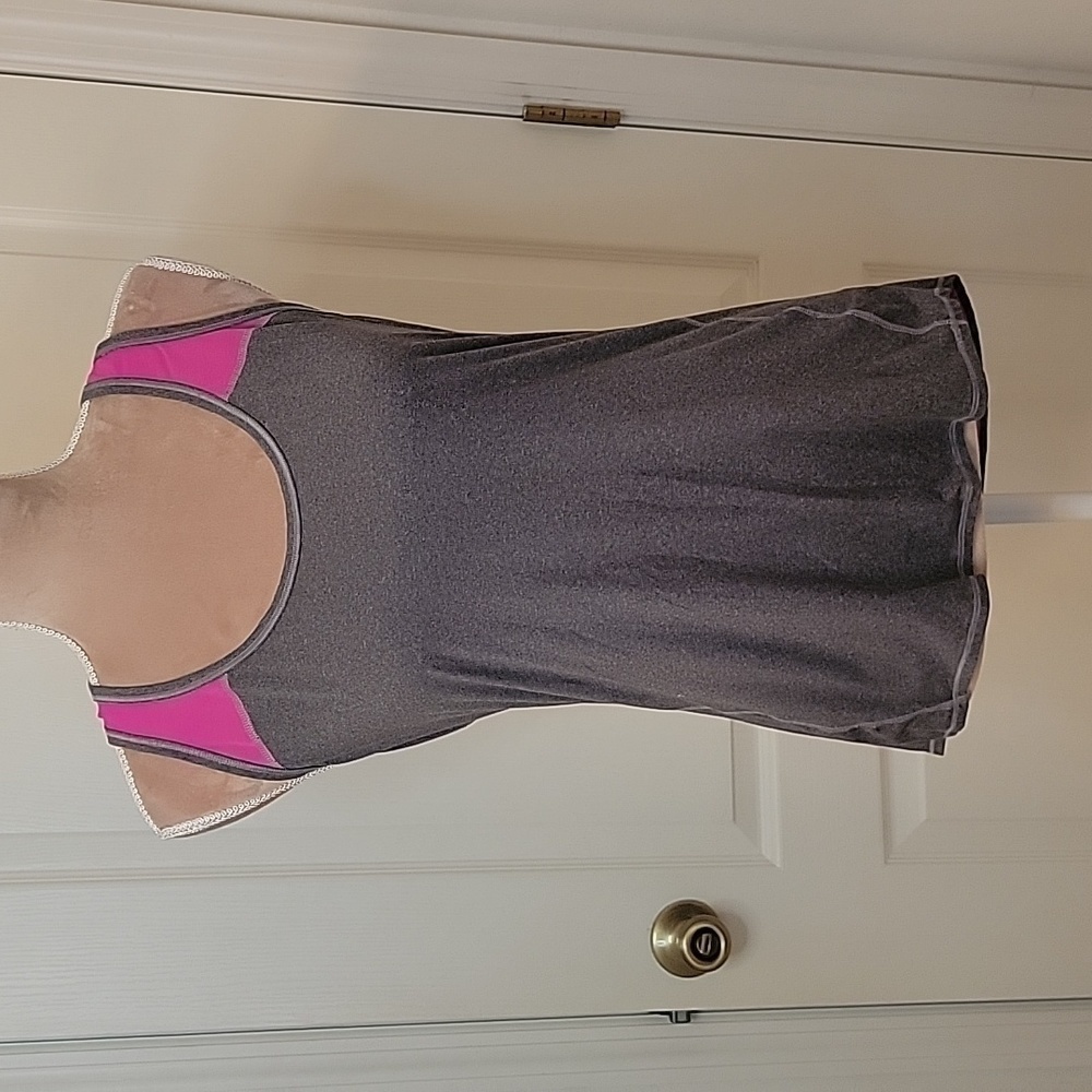Athleta Chi Mesh Racerback Tank, Charcoal Gray with Pink, Size M. EUC